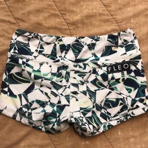 FLEO crossfit booty shorts, S